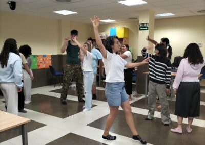 TALLER DE DANZATERAPIA